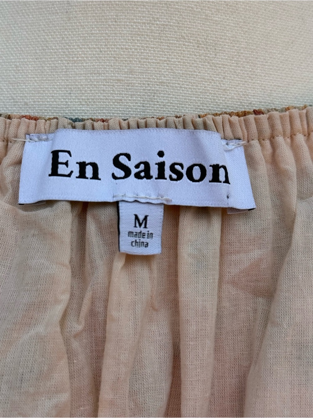 En Saison Floral Ruffled Sleeve Midi Dress in Warm Autumn Tones - Picture 4 of 6